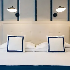 Mercure Jardines De Albia Отель